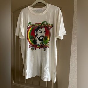 daydreamer tee. size m. snoop dogg. worn once. no holes. new condition.
